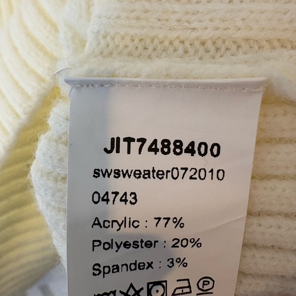 New Cream Ribbed Cropped Turtleneck Sweater Size Small - Picture 10 of 10